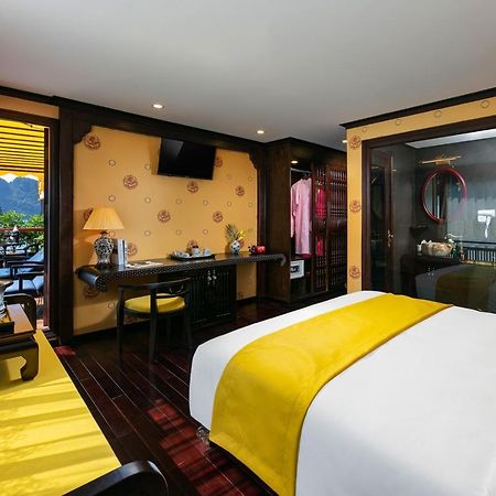 Nostalgia Halong Cruise Hotel Ha Long Luaran gambar