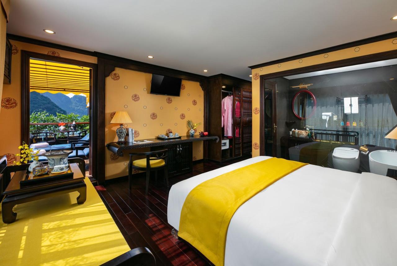 Nostalgia Halong Cruise Hotel Ha Long Luaran gambar