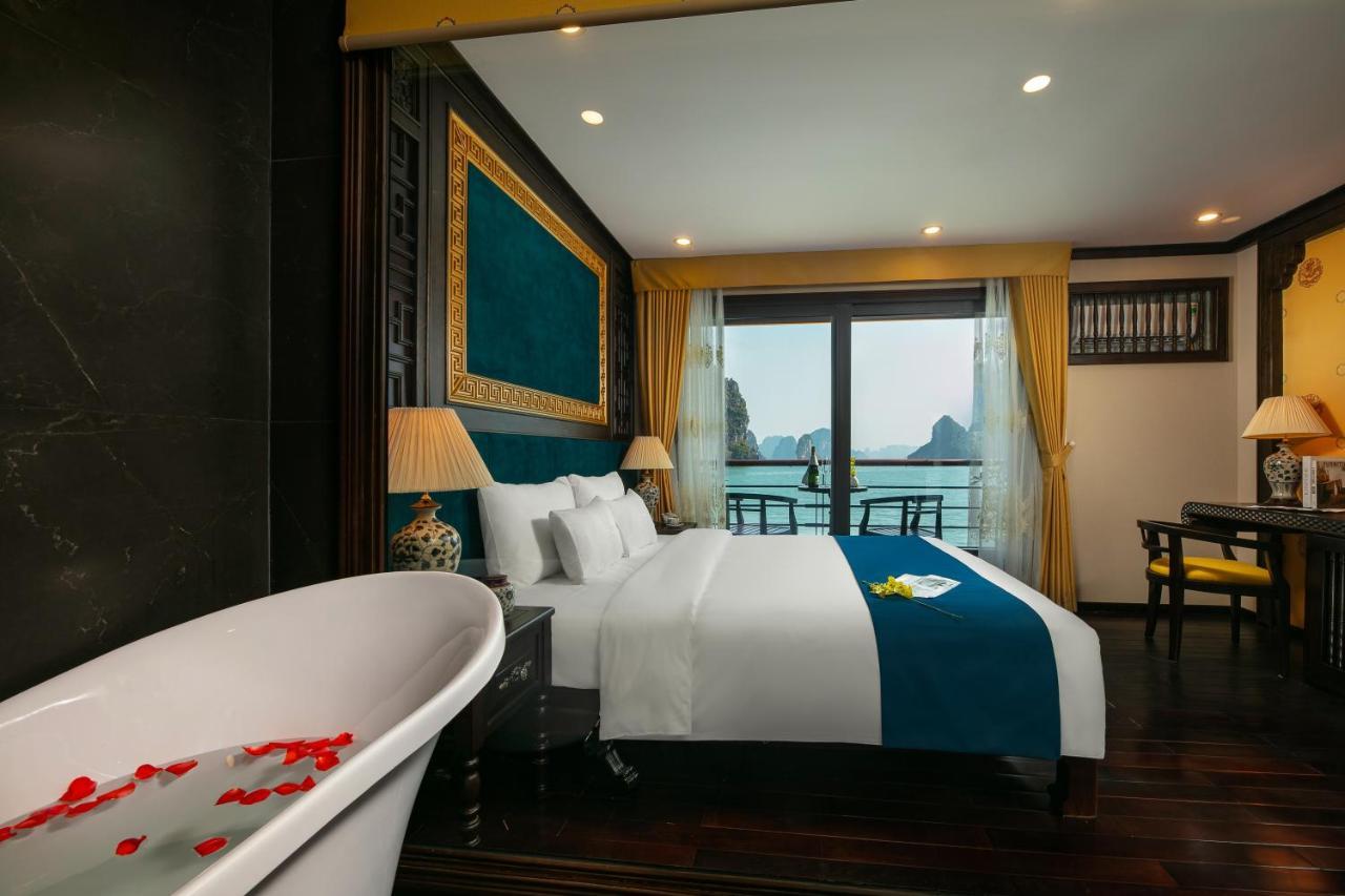 Nostalgia Halong Cruise Hotel Ha Long Luaran gambar