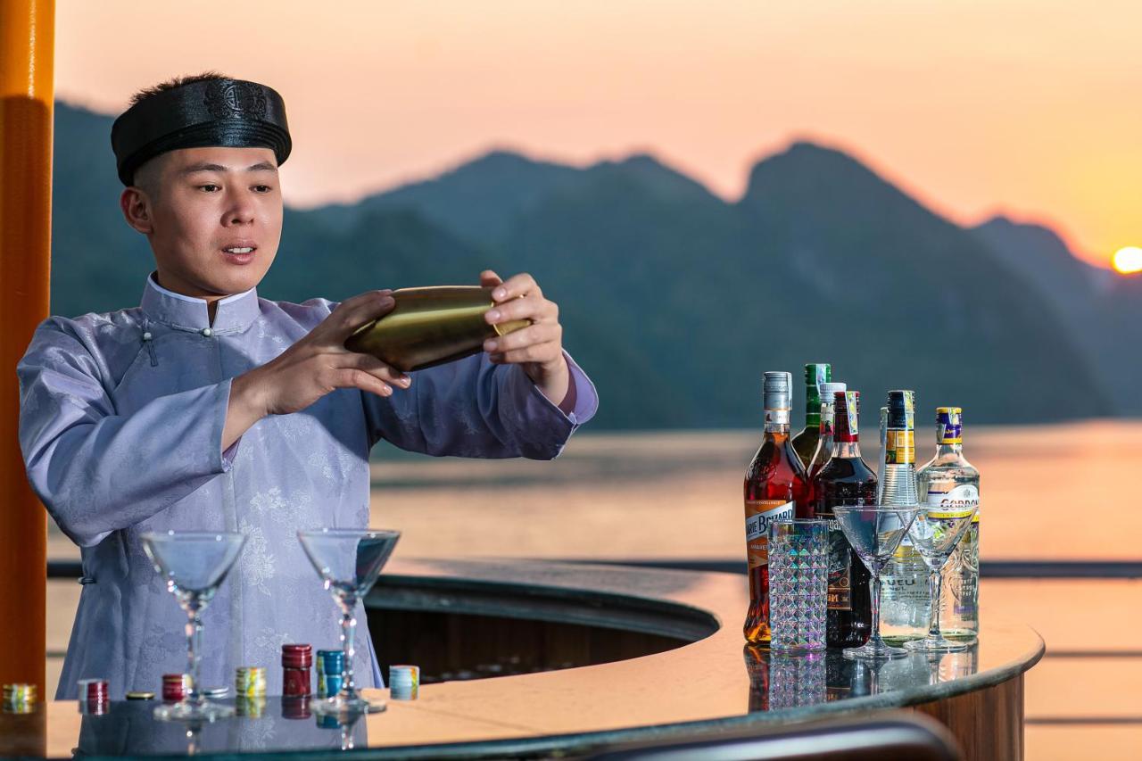Nostalgia Halong Cruise Hotel Ha Long Luaran gambar