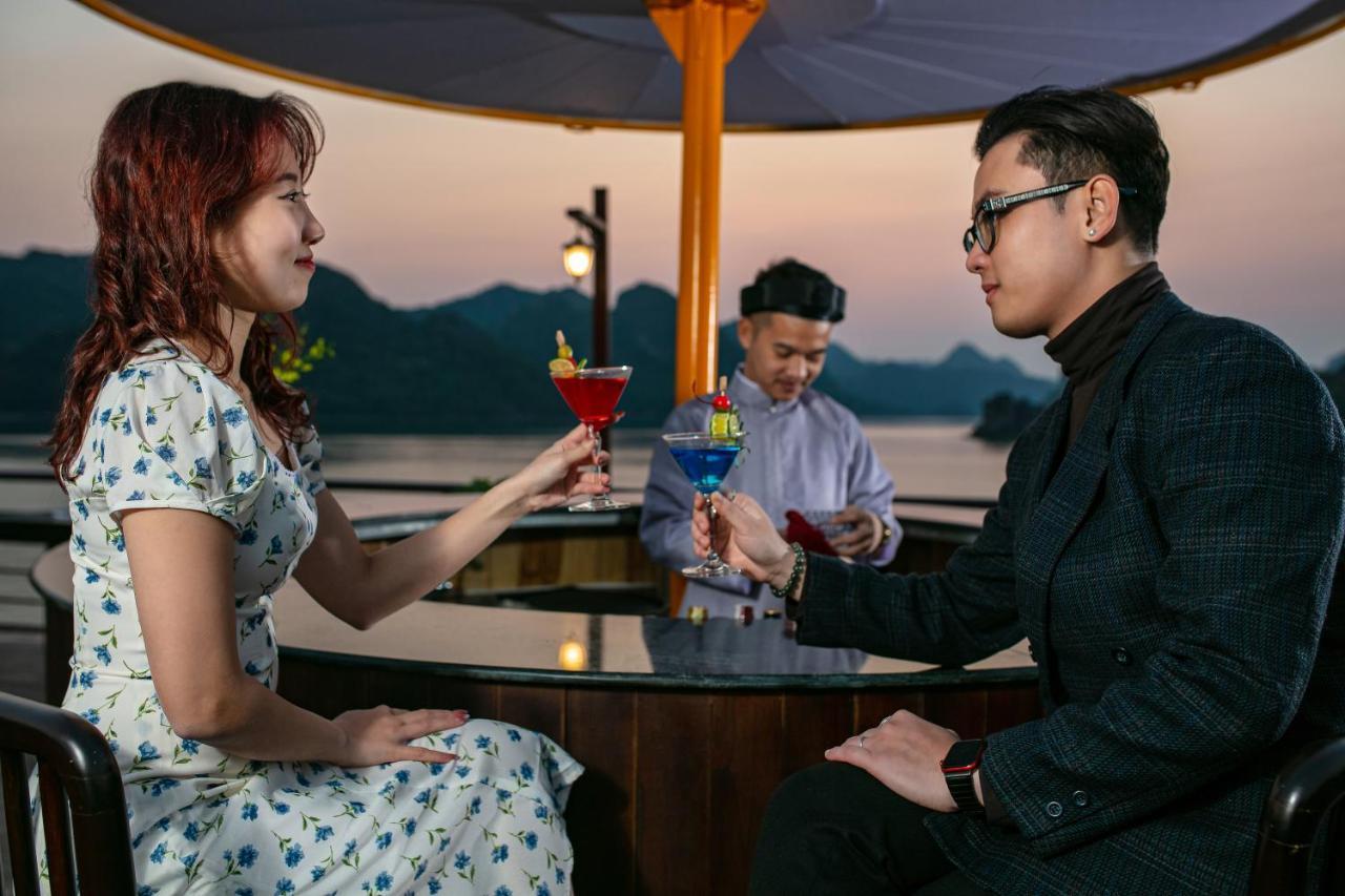 Nostalgia Halong Cruise Hotel Ha Long Luaran gambar